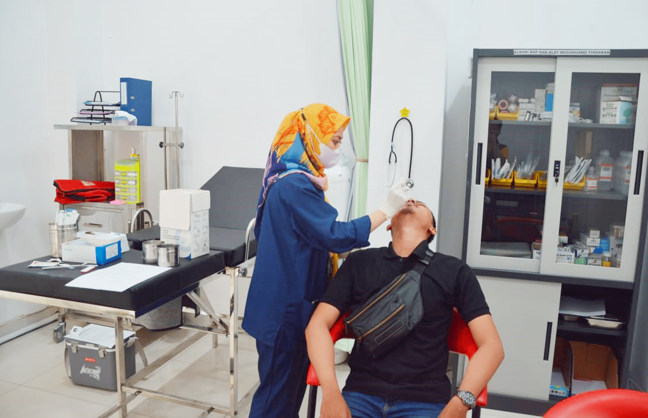 klinik PMI Kupang KSR PMR donor darah vaksin red cross Indonesia by WINSONMEDIA jasawebkupang.com baliwebservices.com